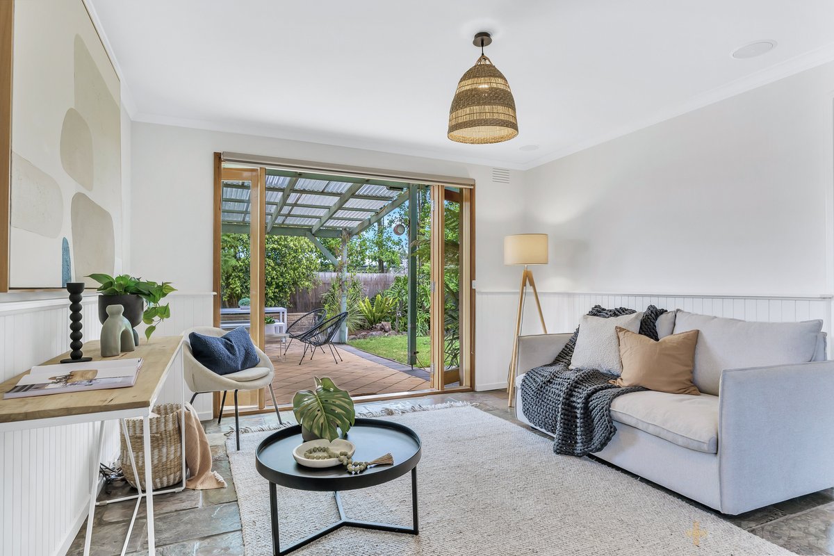 6 Mary Avenue Edithvale - Residential for sale