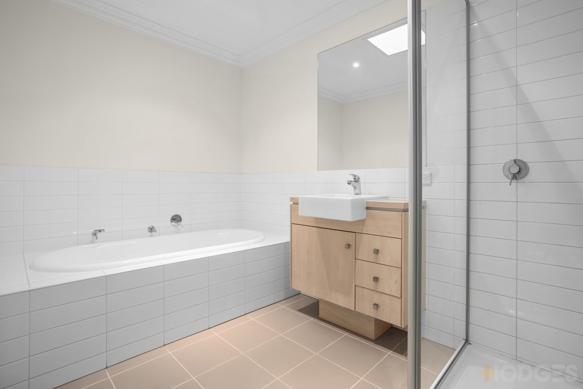 6 Meridian Circuit Berwick - Residential for sale