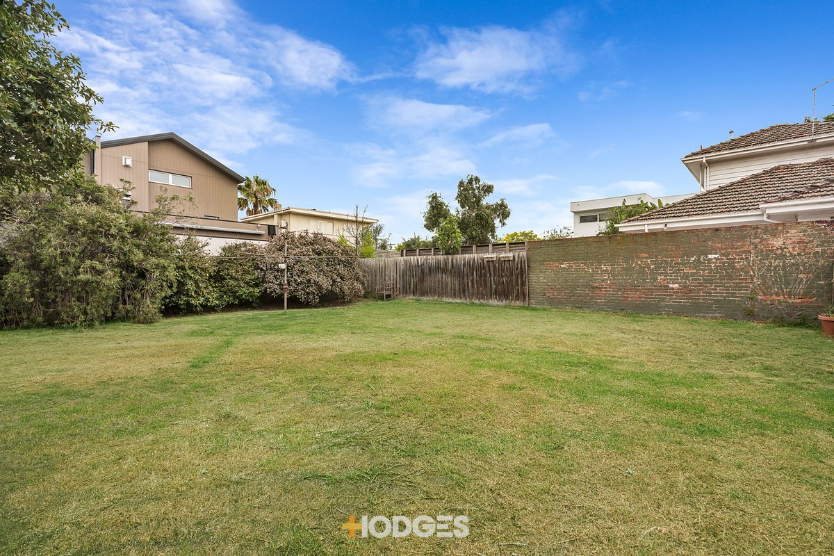 6 Roosevelt Court Brighton East - Residential for sale