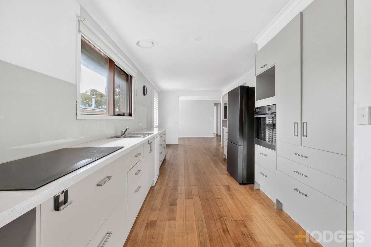 6 Teatree Close Ocean Grove - Residential for sale