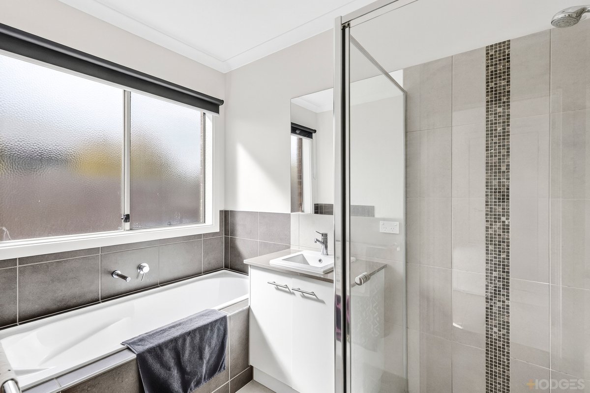 6 Tumino Way Armstrong Creek - Residential for sale
