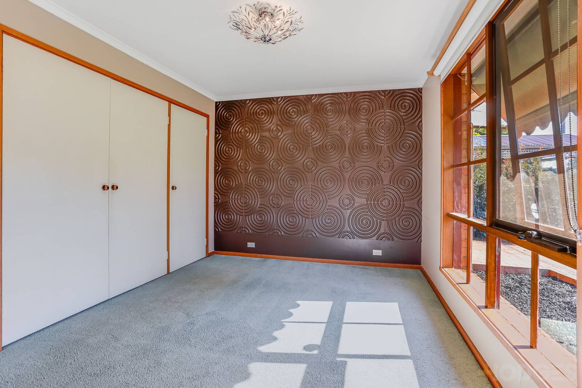 60 Macedon Street Hoppers Crossing - Residential for sale