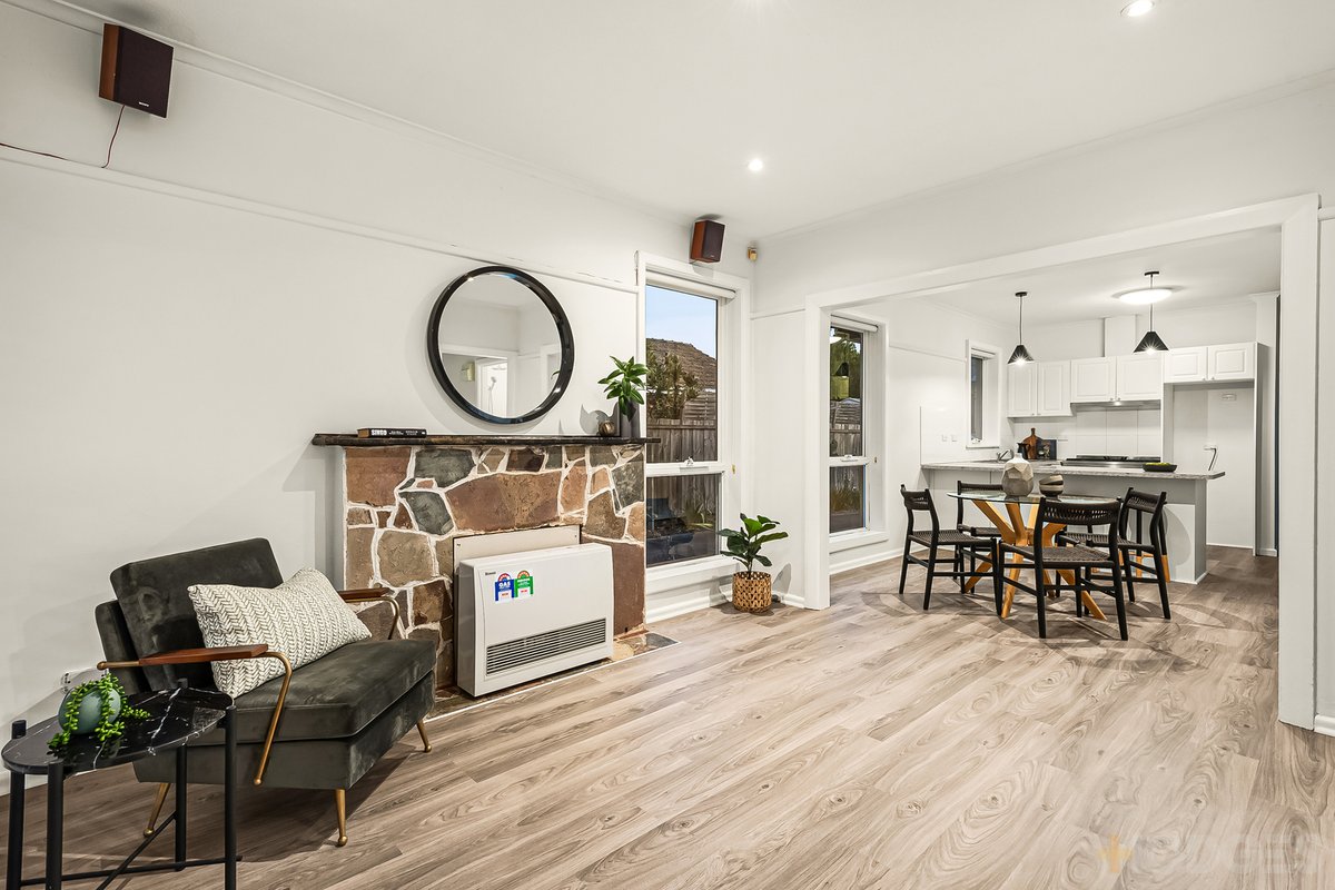 60 Widdop Crescent Hampton East - Residential for sale