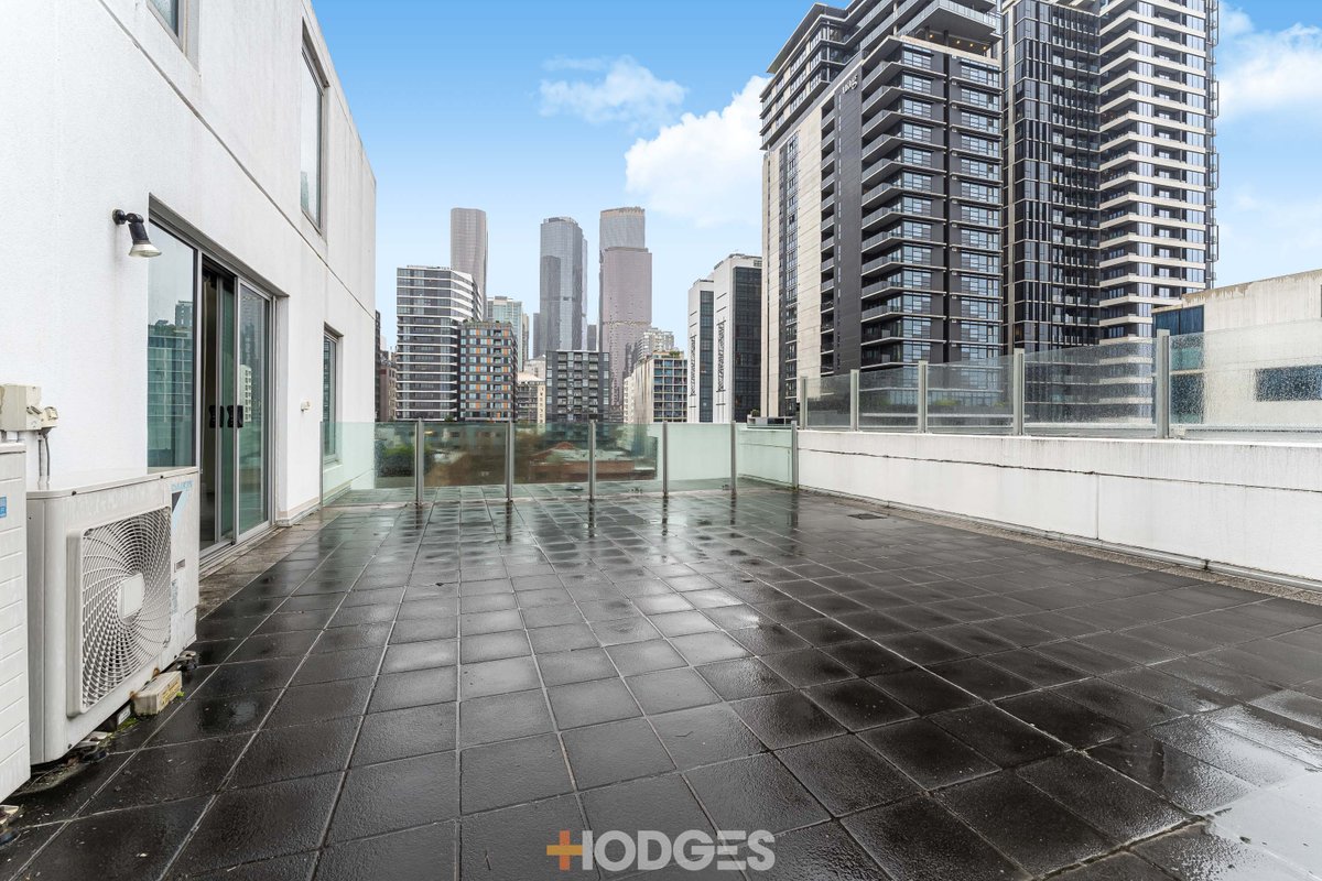 601 / 118 Dudley Street West Melbourne - Residential for sale