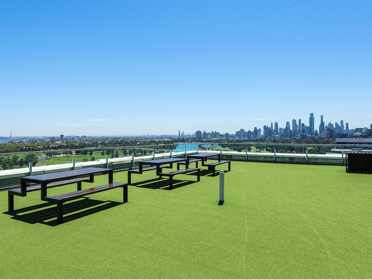 605 / 82 Queens Road MELBOURNE - Residential for sale