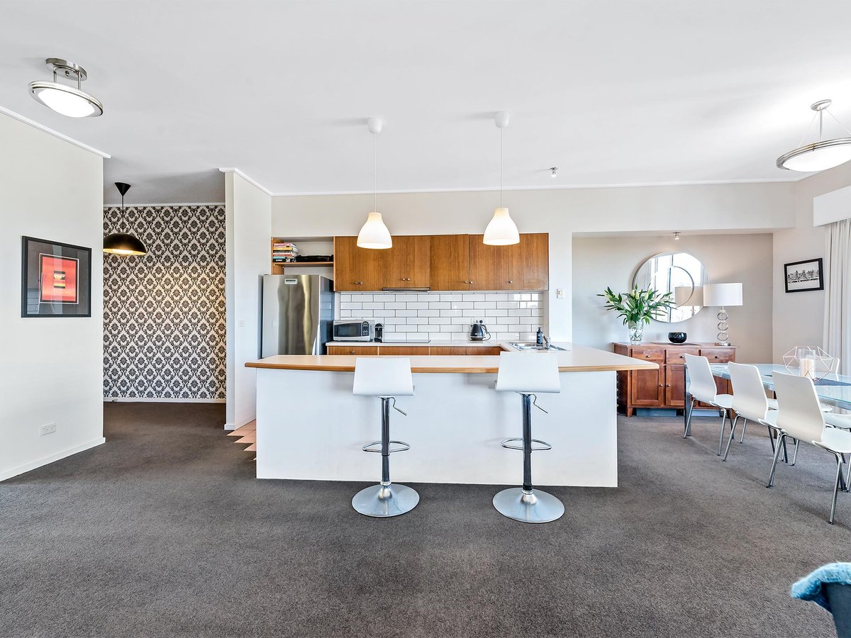 606 / 23 Queens Road Melbourne - Residential for sale