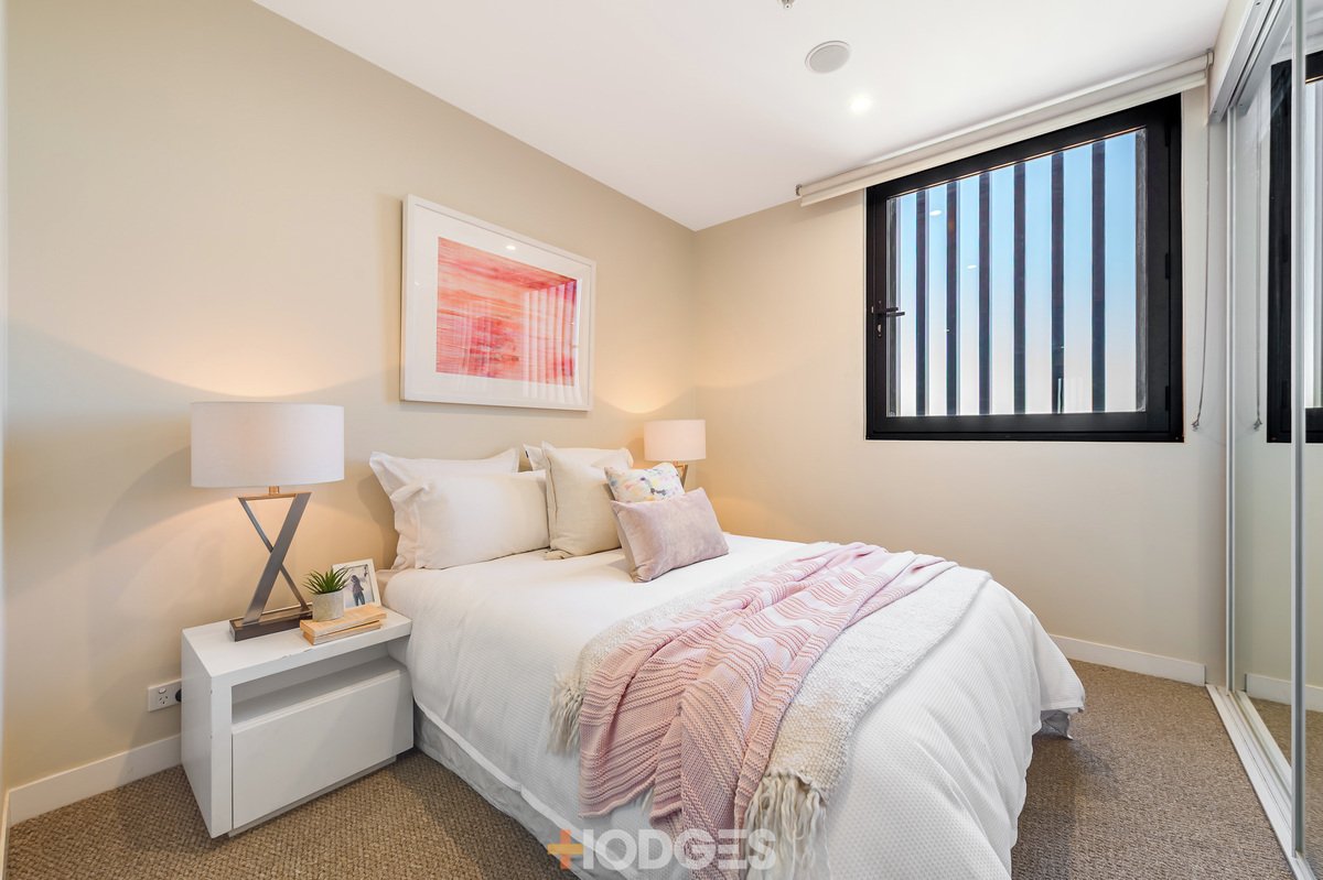 607 / 18 McCombie Street Elsternwick - Residential for sale
