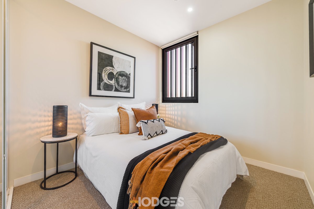 607 / 18 McCombie Street Elsternwick - Residential for sale