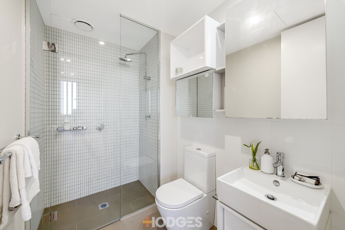607 / 18 McCombie Street Elsternwick - Residential for sale