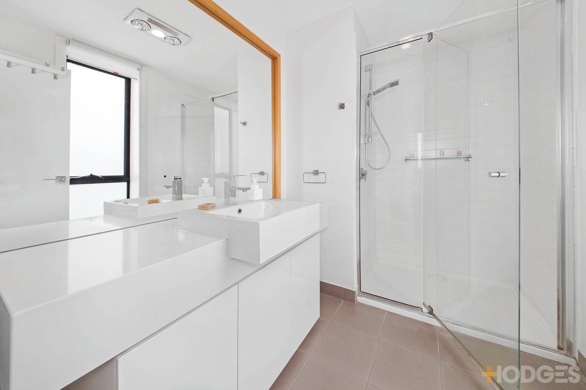 61 Central Park Walk Cheltenham - Residential for sale