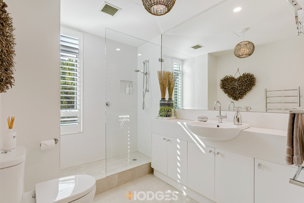 6 / 1 Graham Street PORT MELBOURNE - Residential for sale