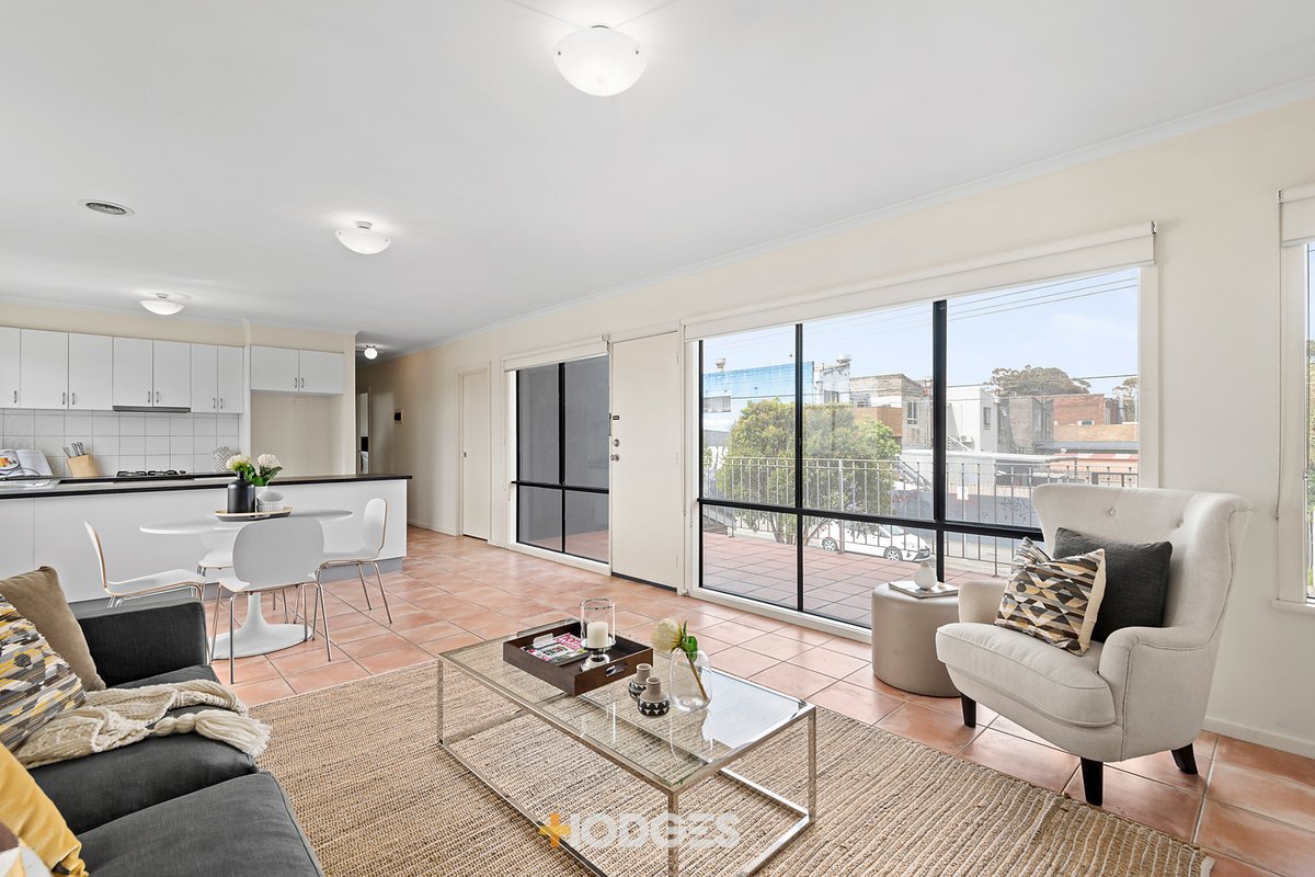 6/121 Chapel Road Moorabbin - Residential for sale