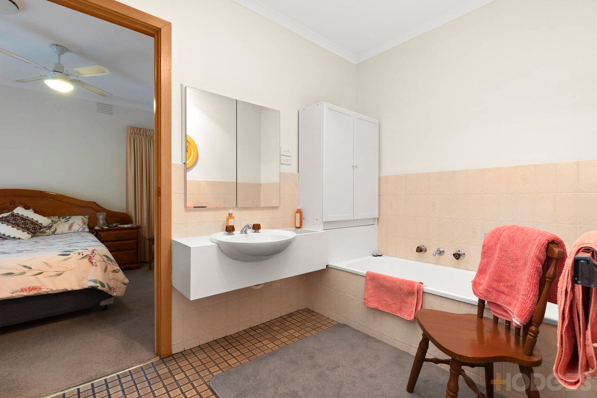 6 / 133 Charman Road Beaumaris - Residential for sale