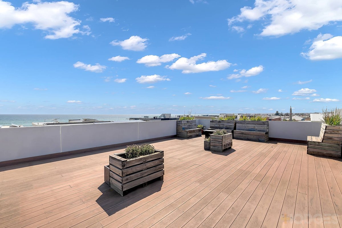 6 / 143 Nepean Highway Aspendale - Residential for sale