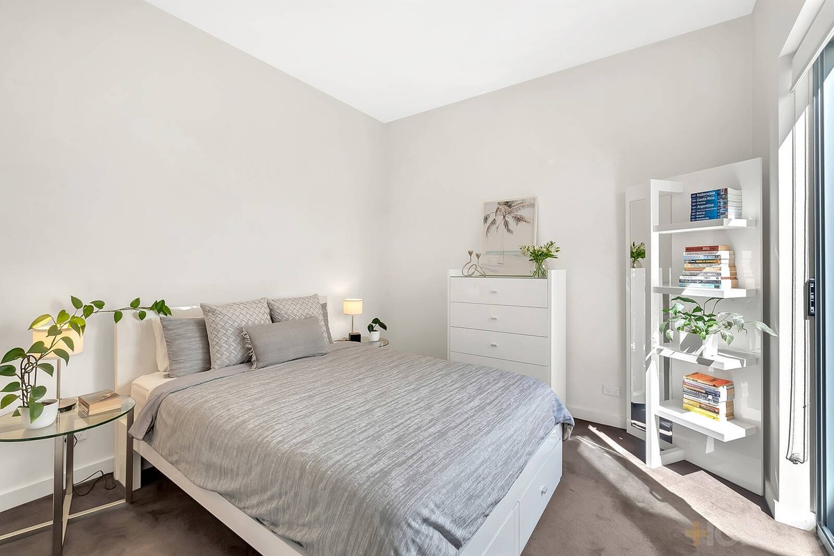 6 / 143 Nepean Highway Aspendale - Residential for sale