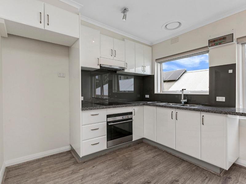 6 / 16 Warleigh Road WEST FOOTSCRAY - Residential for sale