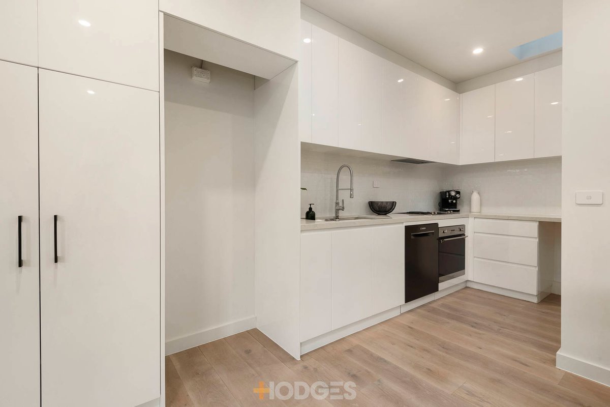 6 / 17 Rosella Street Murrumbeena - Residential for sale