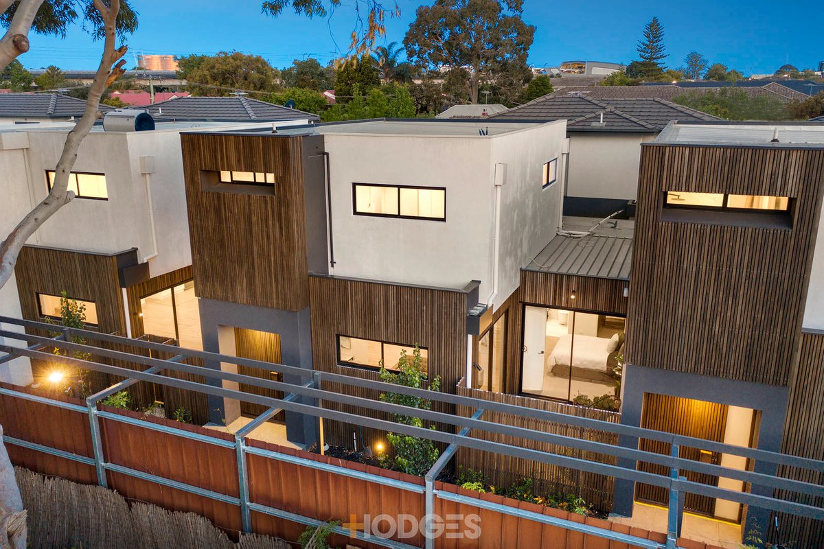 6 / 17 Rosella Street Murrumbeena - Residential for sale
