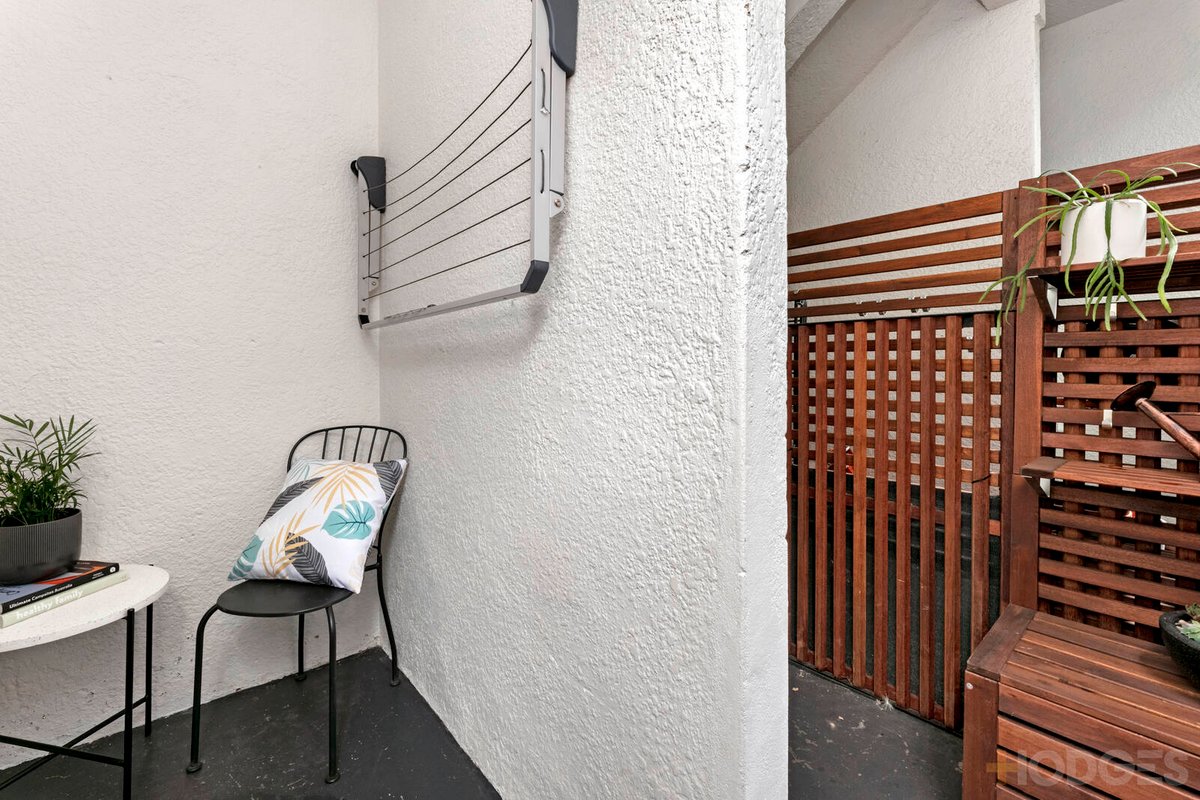 6 / 18-20 Charnwood Road St Kilda - Residential for sale