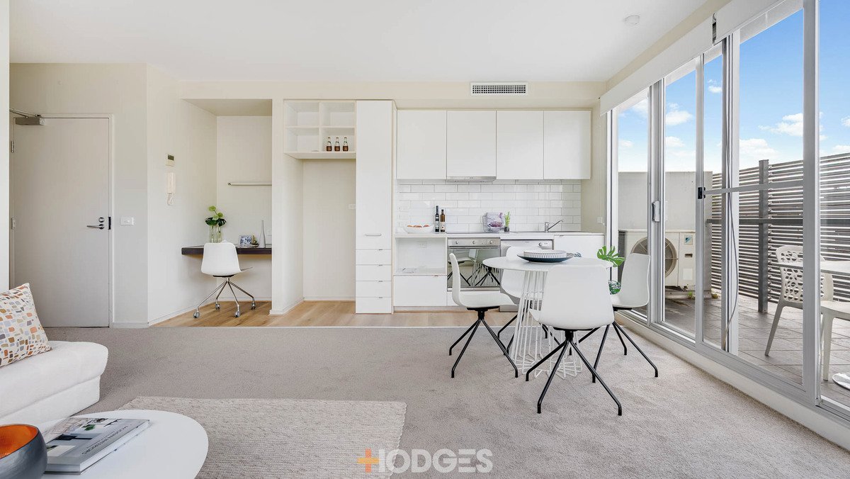 6 / 18 Byron Street North Melbourne - Residential for sale