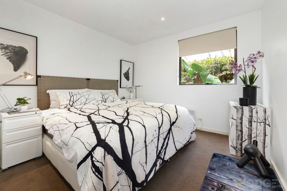 6 / 18 Warleigh Grove Brighton - Residential for sale