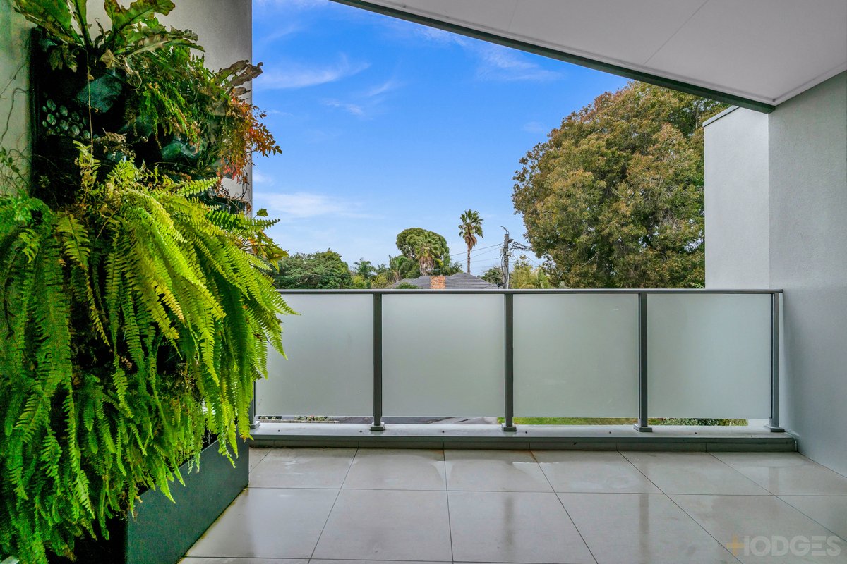 6 / 19 Reeve Court Cheltenham - Residential for sale