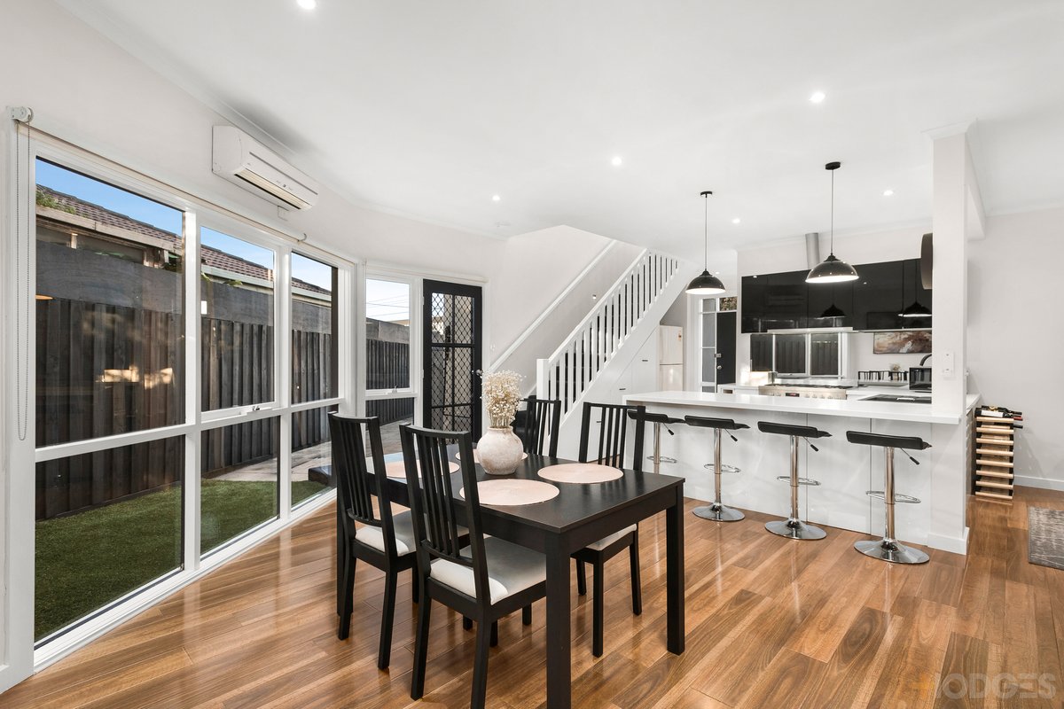 6 / 19 Schofield Street Moorabbin - Residential for sale