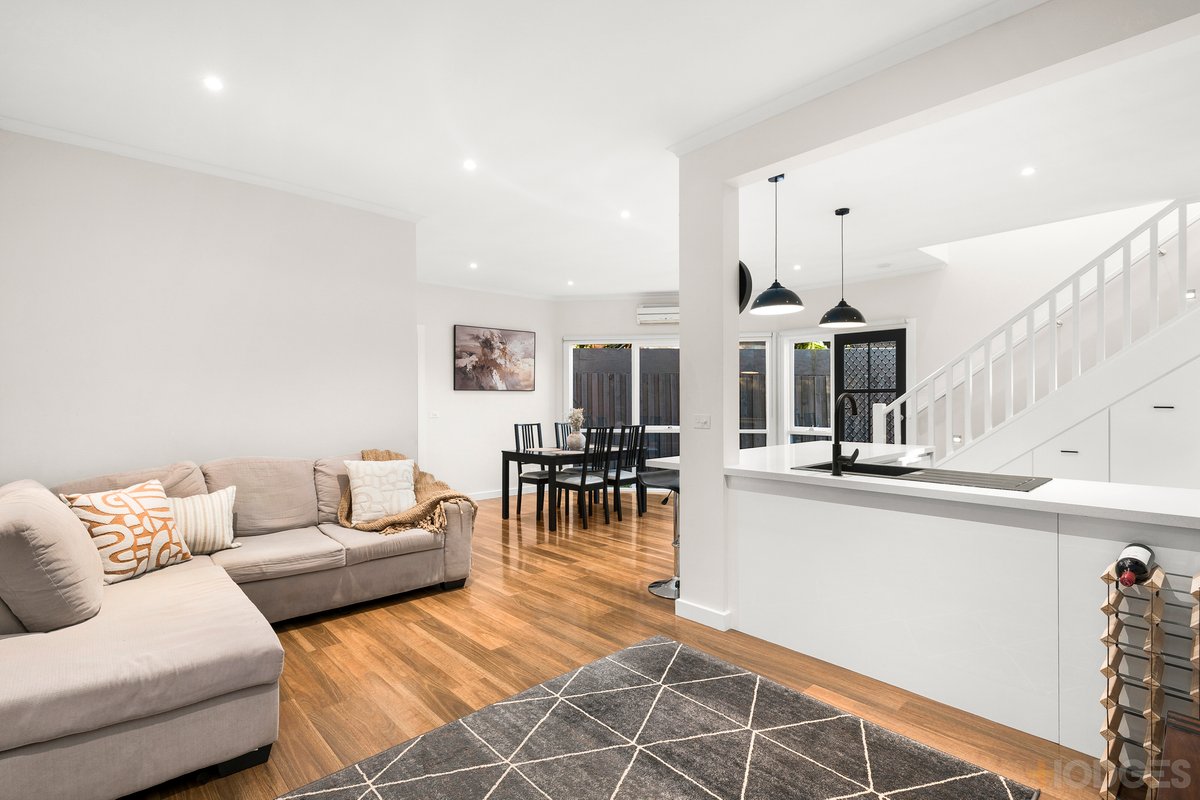 6 / 19 Schofield Street Moorabbin - Residential for sale