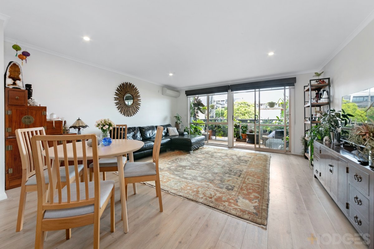 6 / 1A Mills Street Hampton - Residential for sale
