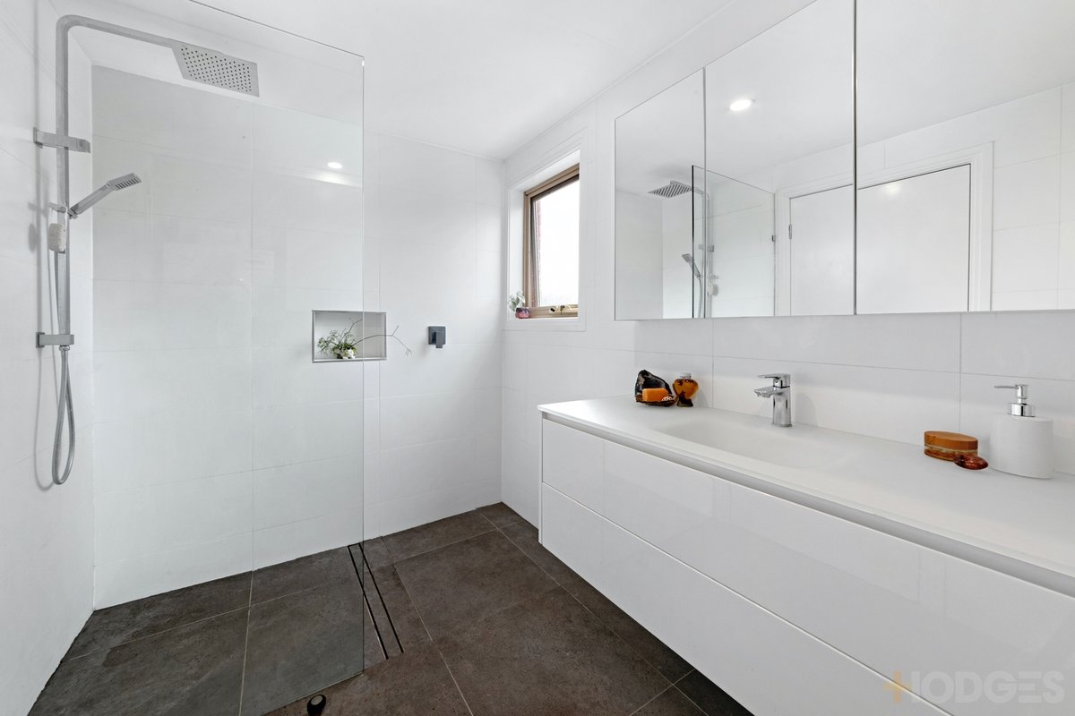 6 / 1A Mills Street Hampton - Residential for sale
