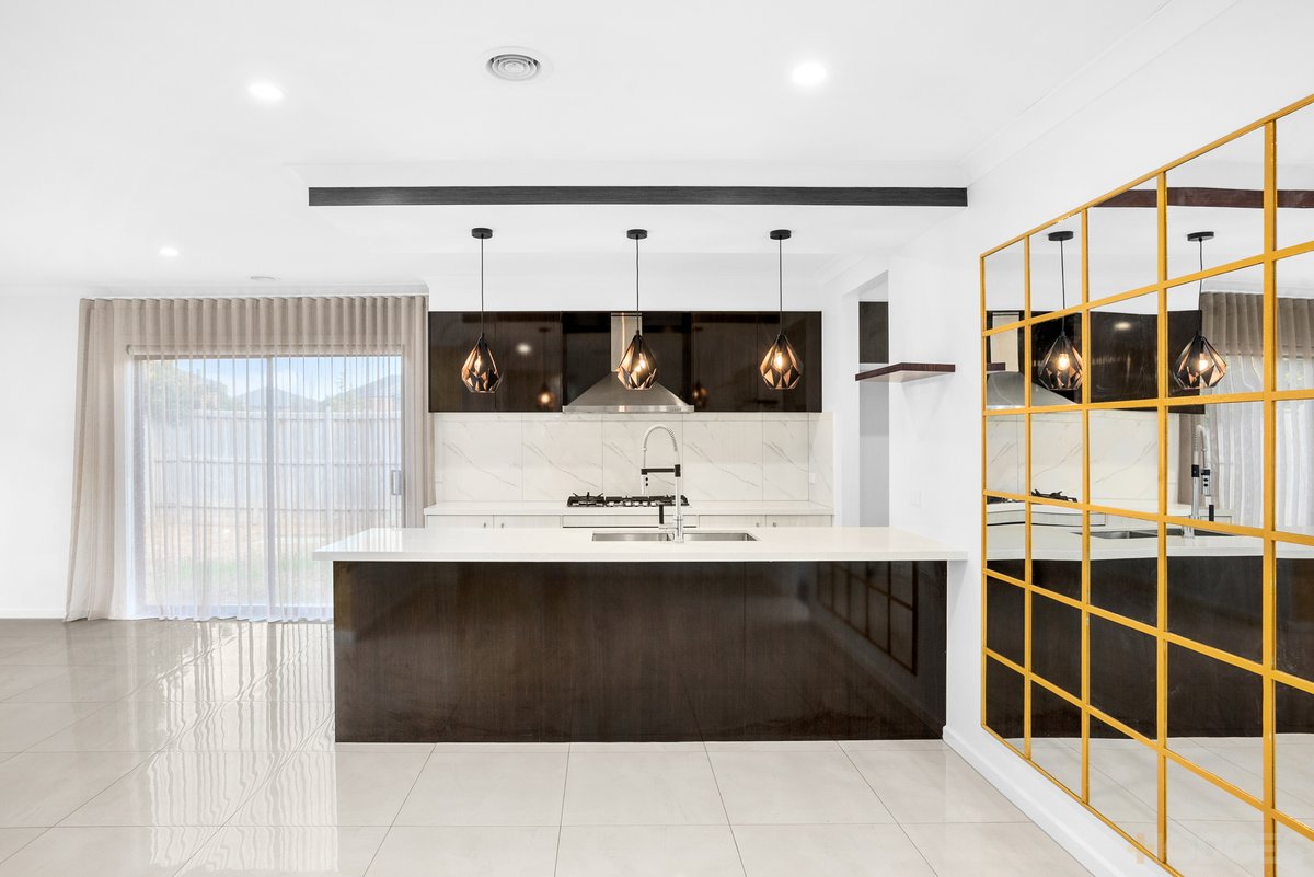 62 Athletic Circuit Clyde - Residential for sale