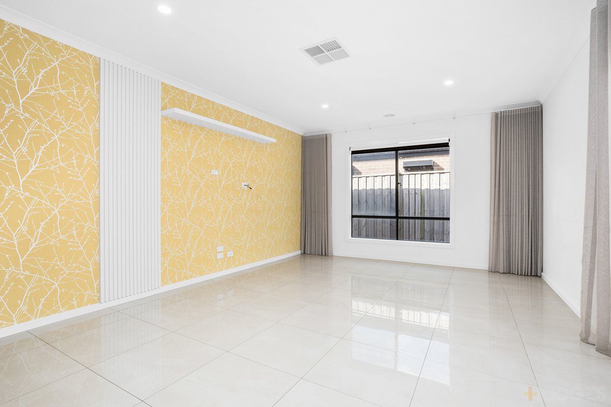 62 Athletic Circuit Clyde - Residential for sale
