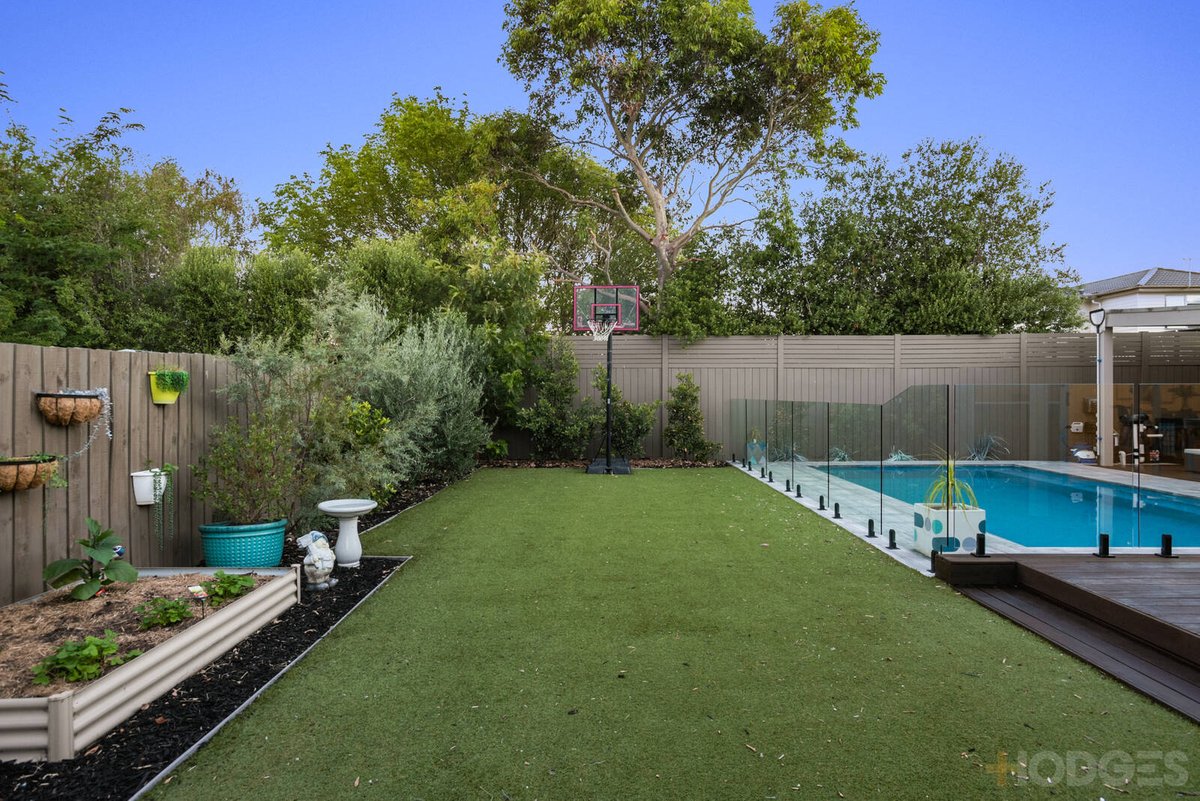 62 Rae Avenue Edithvale - Residential for sale
