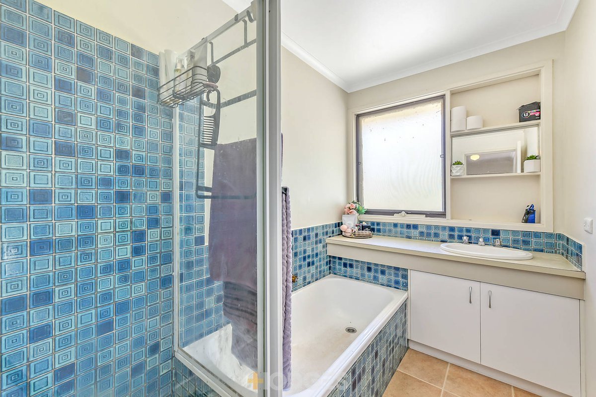 62 Saxonwood Drive Narre Warren - Residential for sale