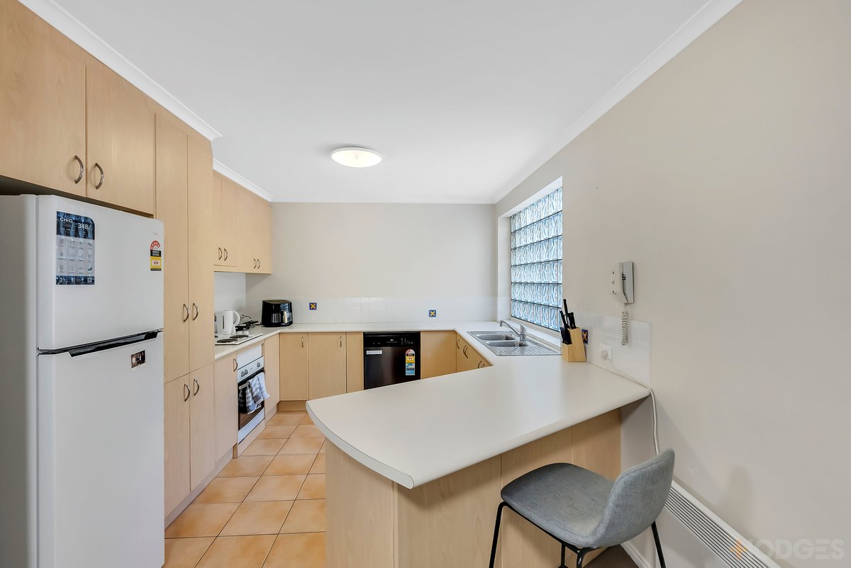 6 / 224 Nepean Highway Parkdale - Residential for sale
