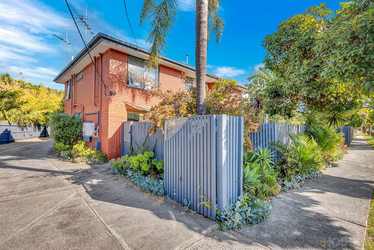 6 / 224 Nepean Highway Parkdale - Residential for sale