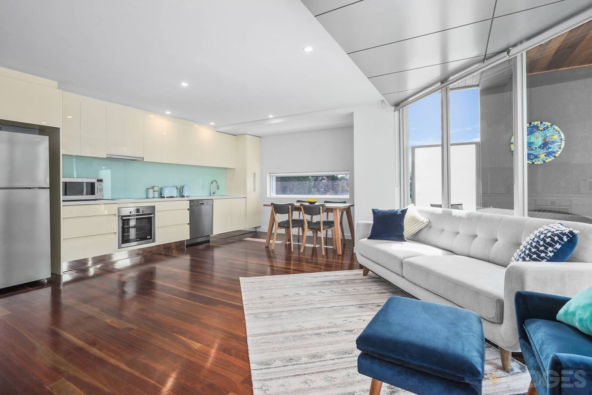 6 / 25-27 Nepean Highway Aspendale - Residential for sale