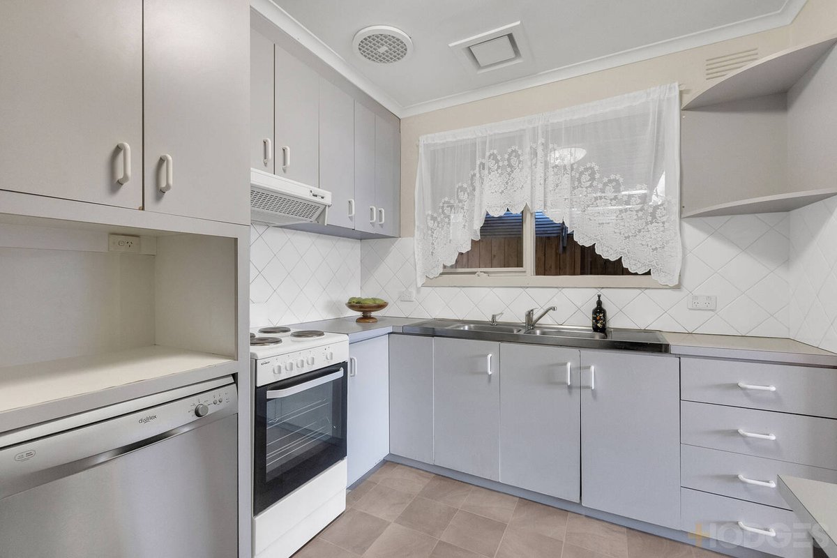 6 / 25 Ti Tree Grove Parkdale - Residential for sale