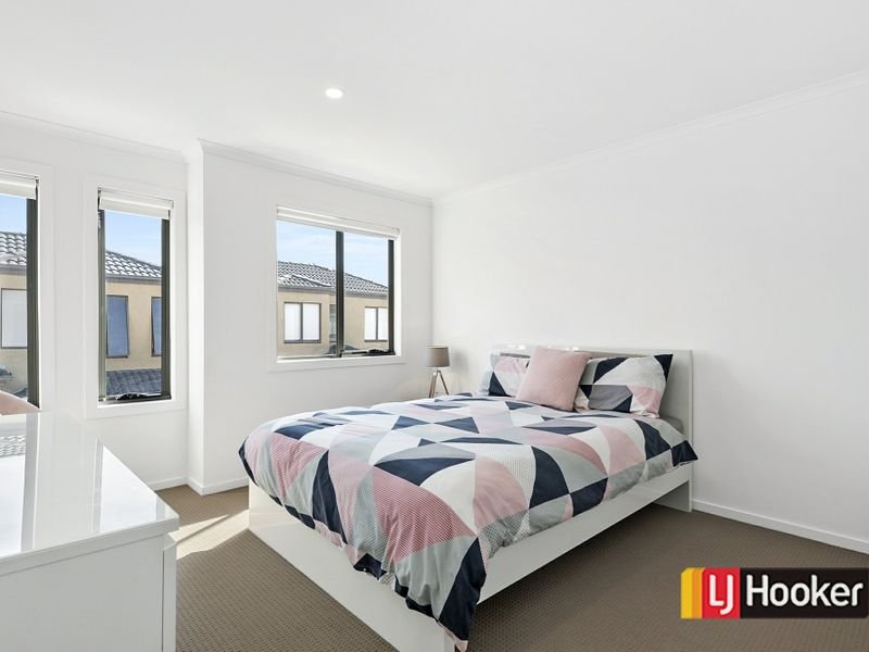 6 / 27 Brunnings Road CARRUM DOWNS - Residential for sale