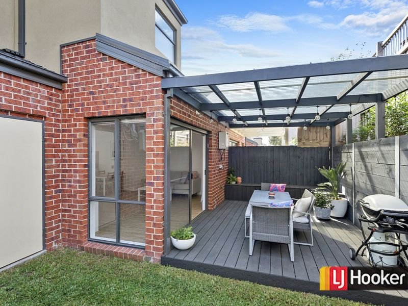 6 / 27 Brunnings Road CARRUM DOWNS - Residential for sale