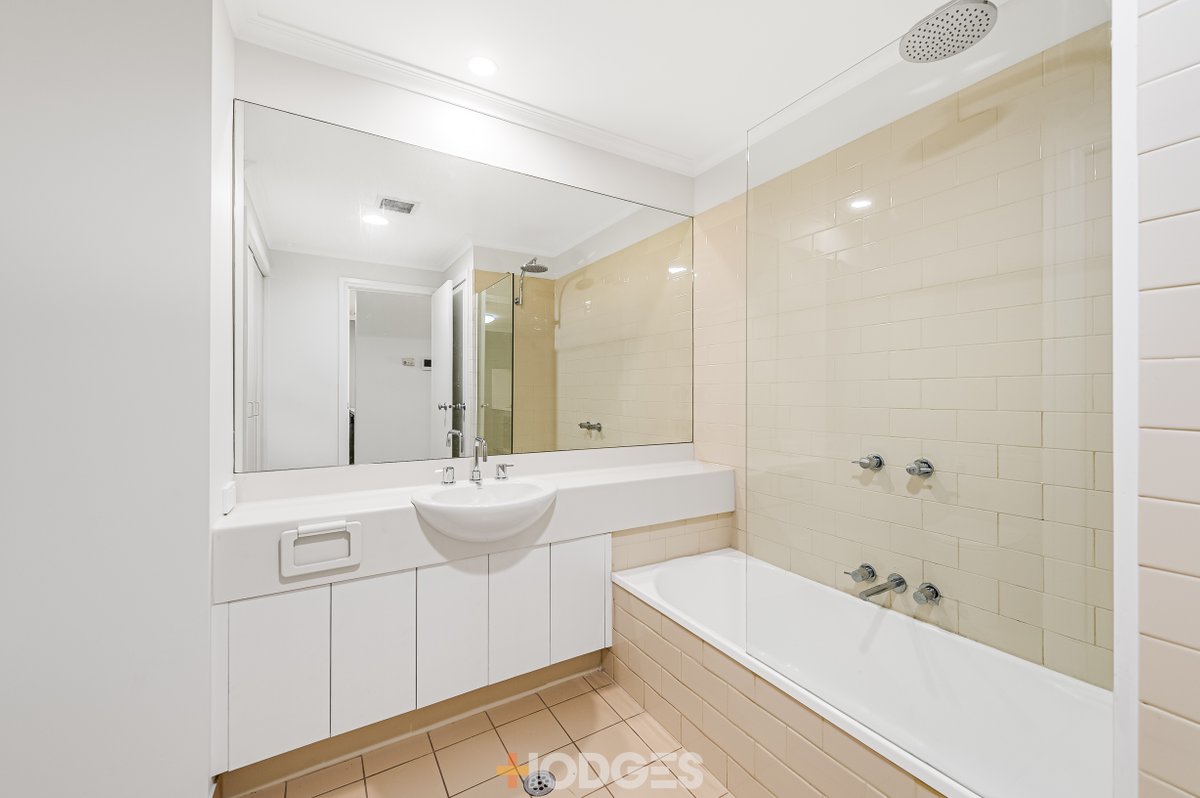 6 / 28 Wells Street SOUTHBANK - Residential for sale