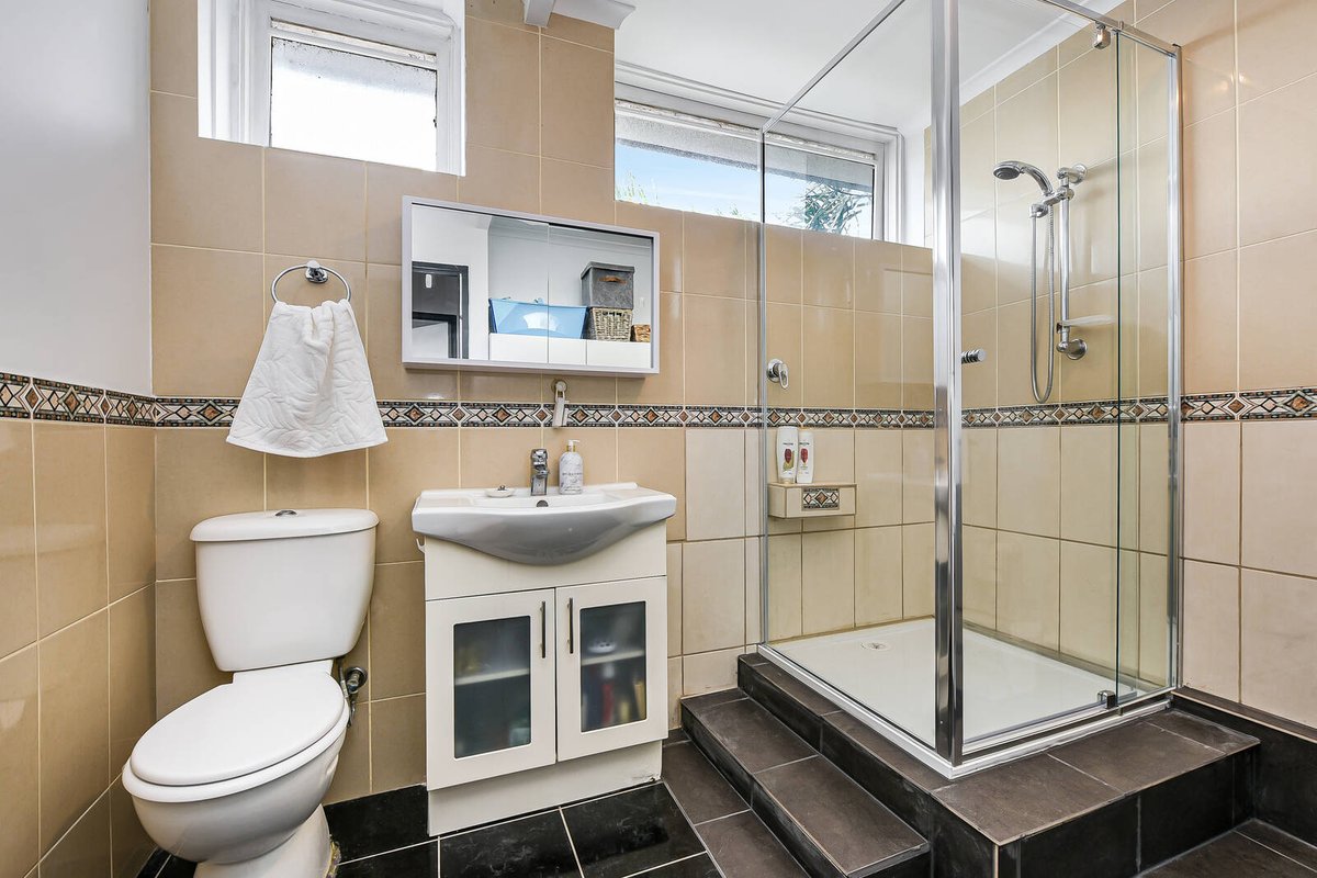 6 / 298-300 Nepean Highway SEAFORD - Residential for sale