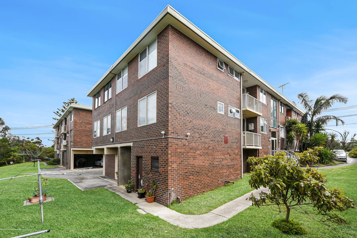 6 / 298-300 Nepean Highway SEAFORD - Residential for sale