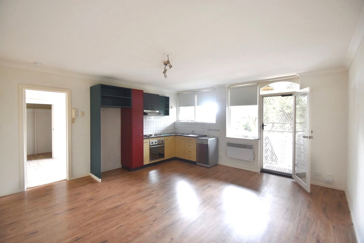 6 / 338 Bay Road CHELTENHAM - Residential for sale