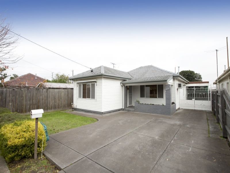 64 Ballard Street YARRAVILLE - 3 bedroom property Sold