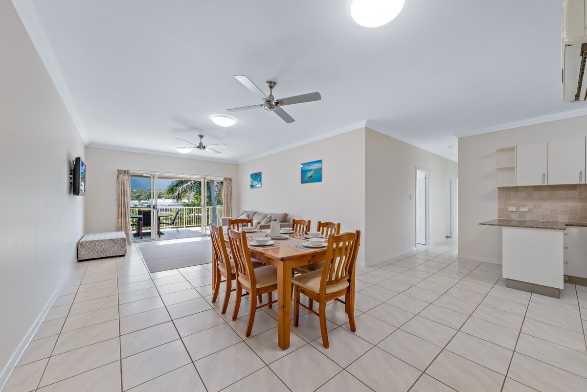 64/21 Shute Harbour Rd, CANNONVALE QLD 4802