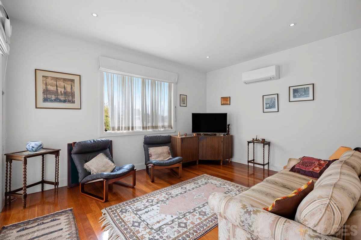 6 / 427 Beach Road Beaumaris - Residential for sale