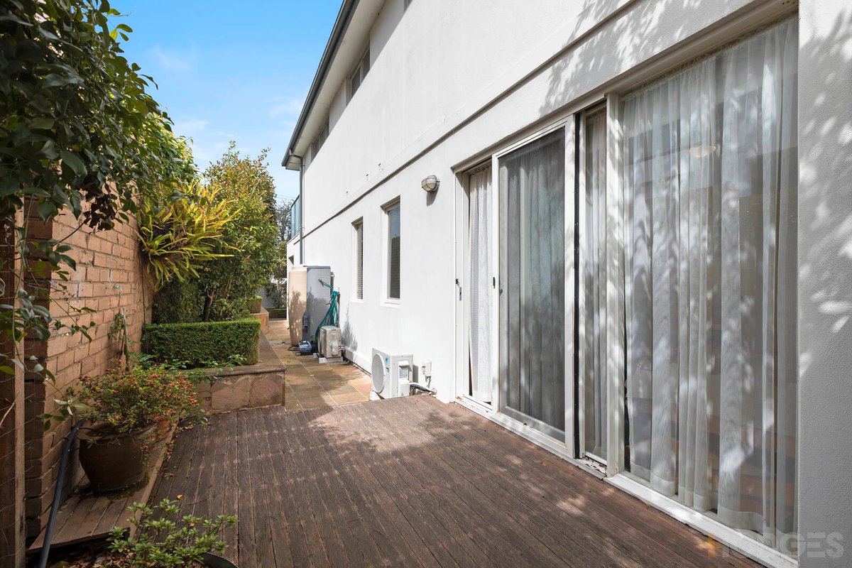 6 / 427 Beach Road Beaumaris - Residential for sale