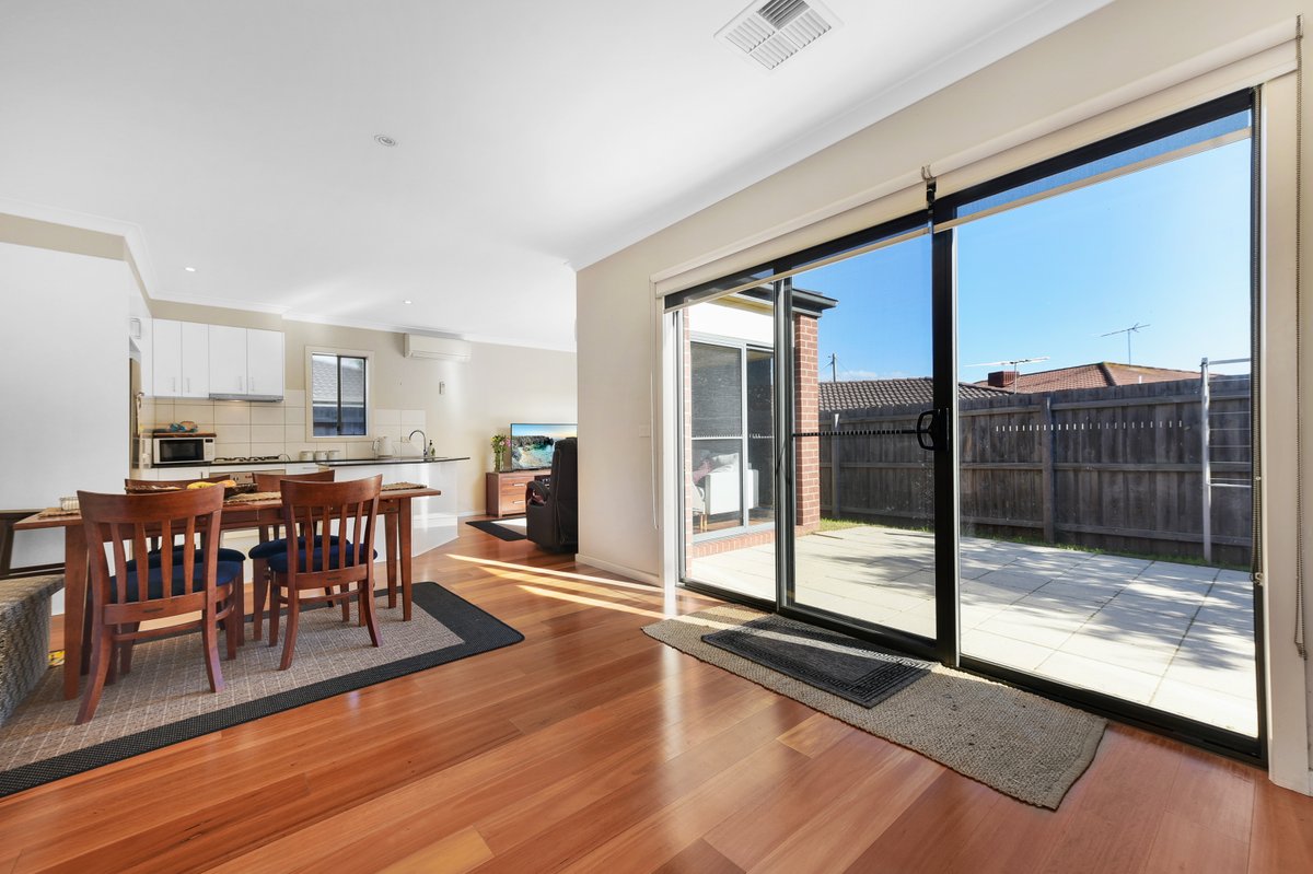 6 / 48 Broderick Road Carrum Downs - Residential for sale
