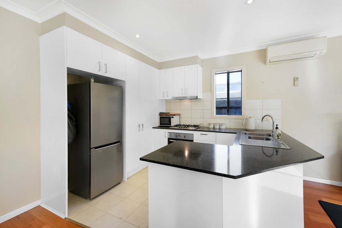 6 / 48 Broderick Road Carrum Downs - Residential for sale